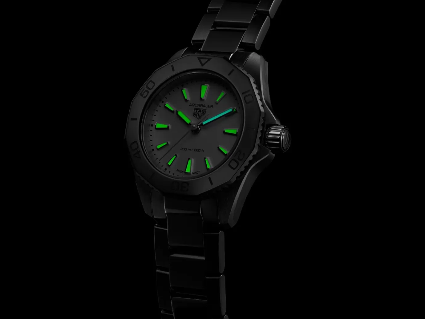 TAG Heuer Aquaracer Professional 200