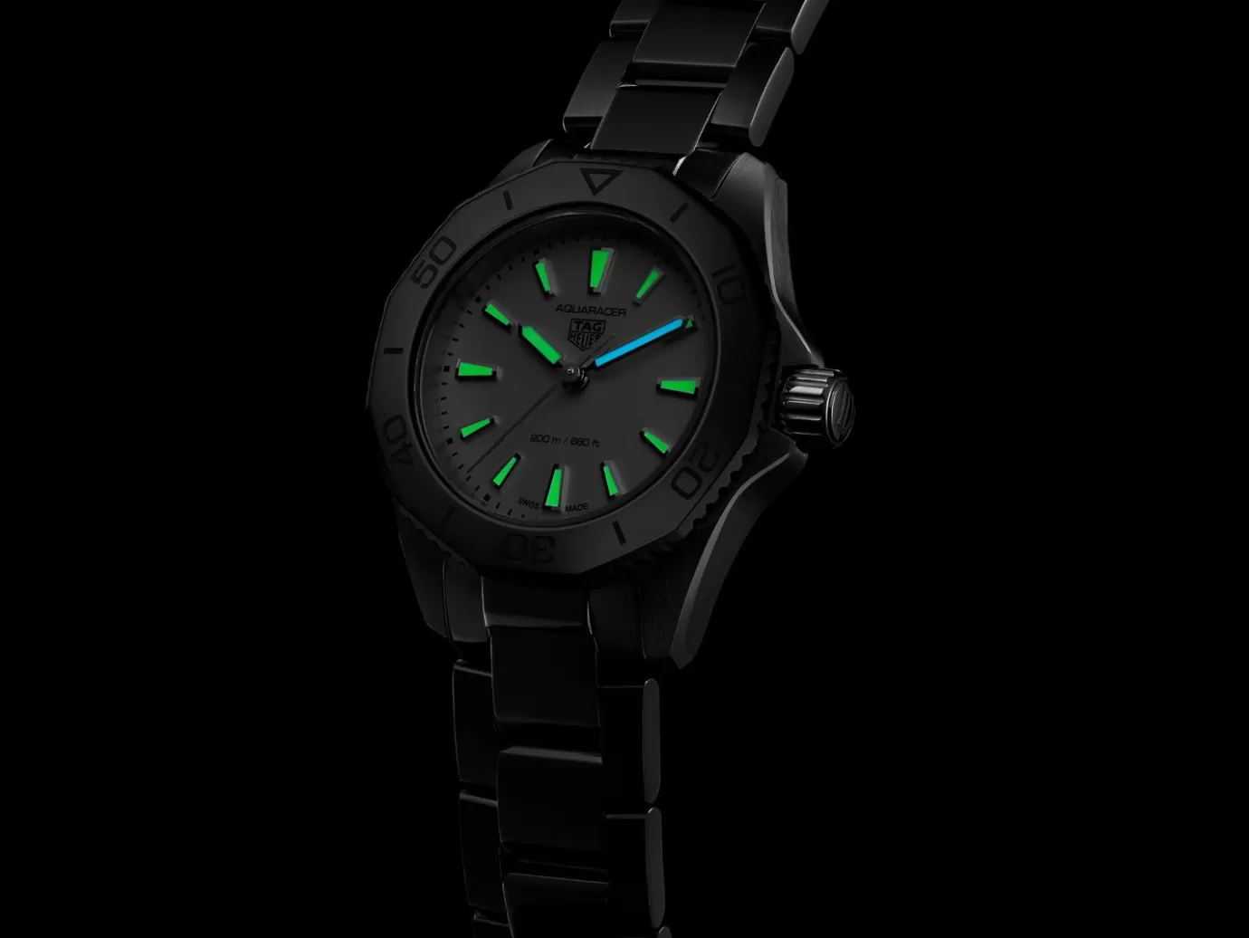 TAG Heuer Aquaracer Professional 200