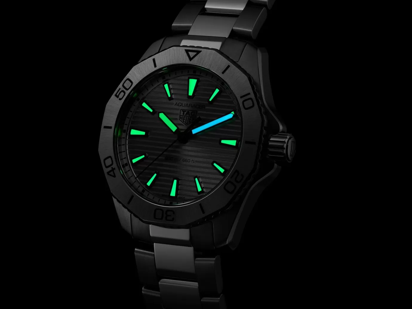 TAG Heuer Aquaracer Professional 200