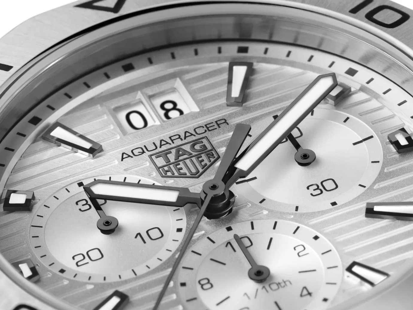 TAG Heuer Aquaracer Professional 200 Chronograph