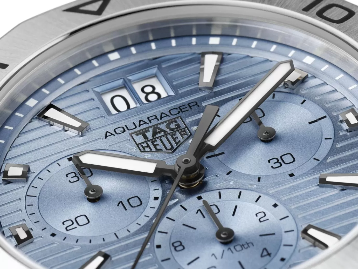 TAG Heuer Aquaracer Professional 200 Chronograph