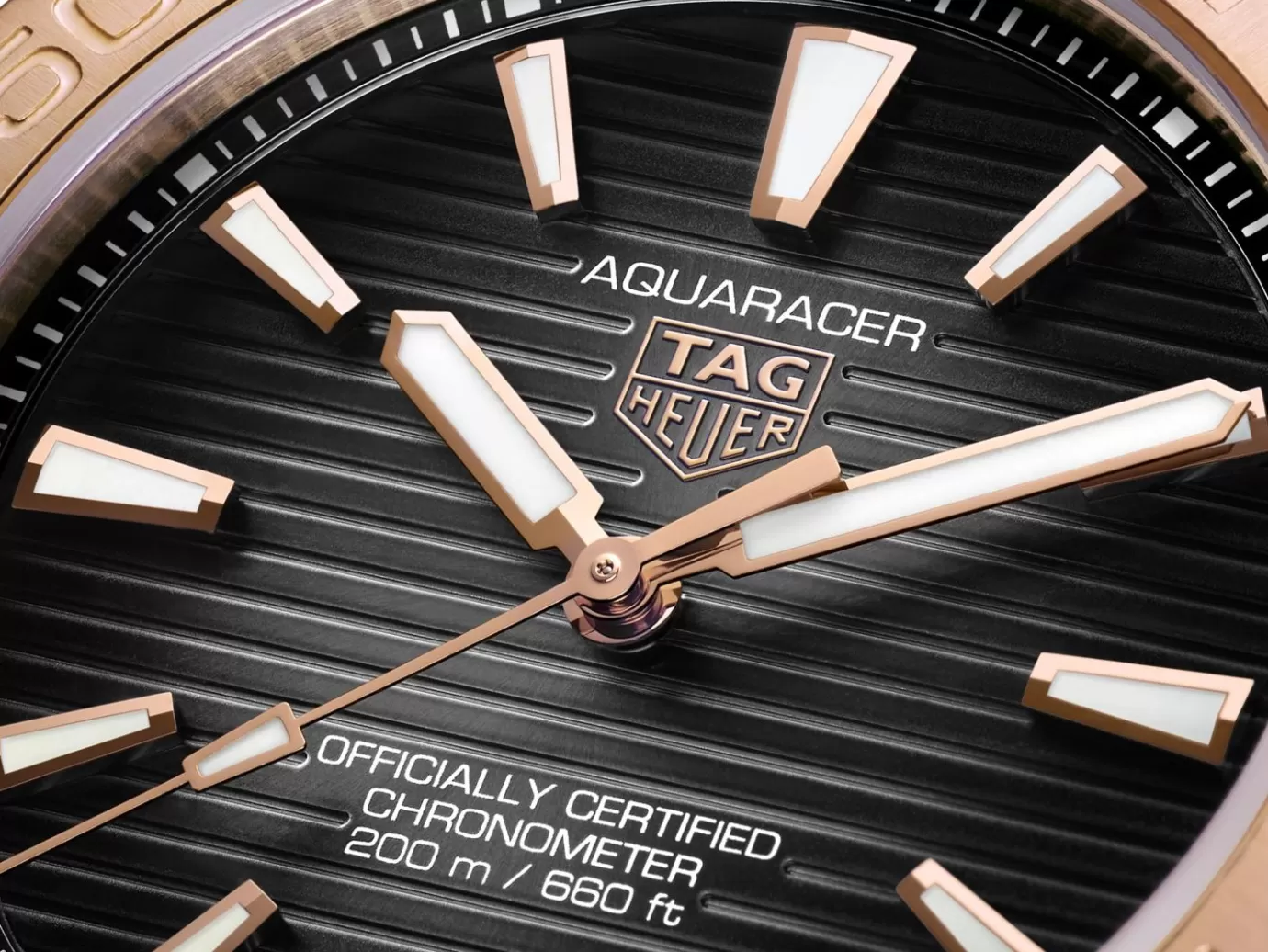 TAG Heuer Aquaracer Professional 200 Date