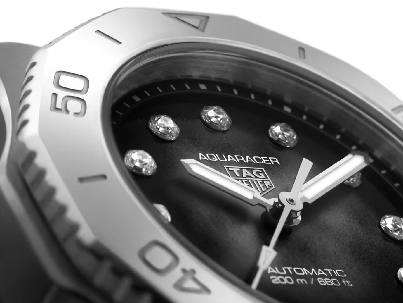 TAG Heuer Aquaracer Professional 200 Date