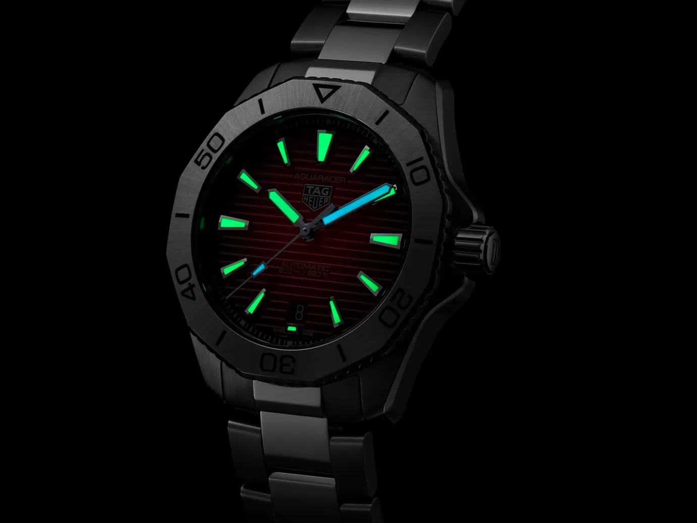 TAG Heuer Aquaracer Professional 200 Date