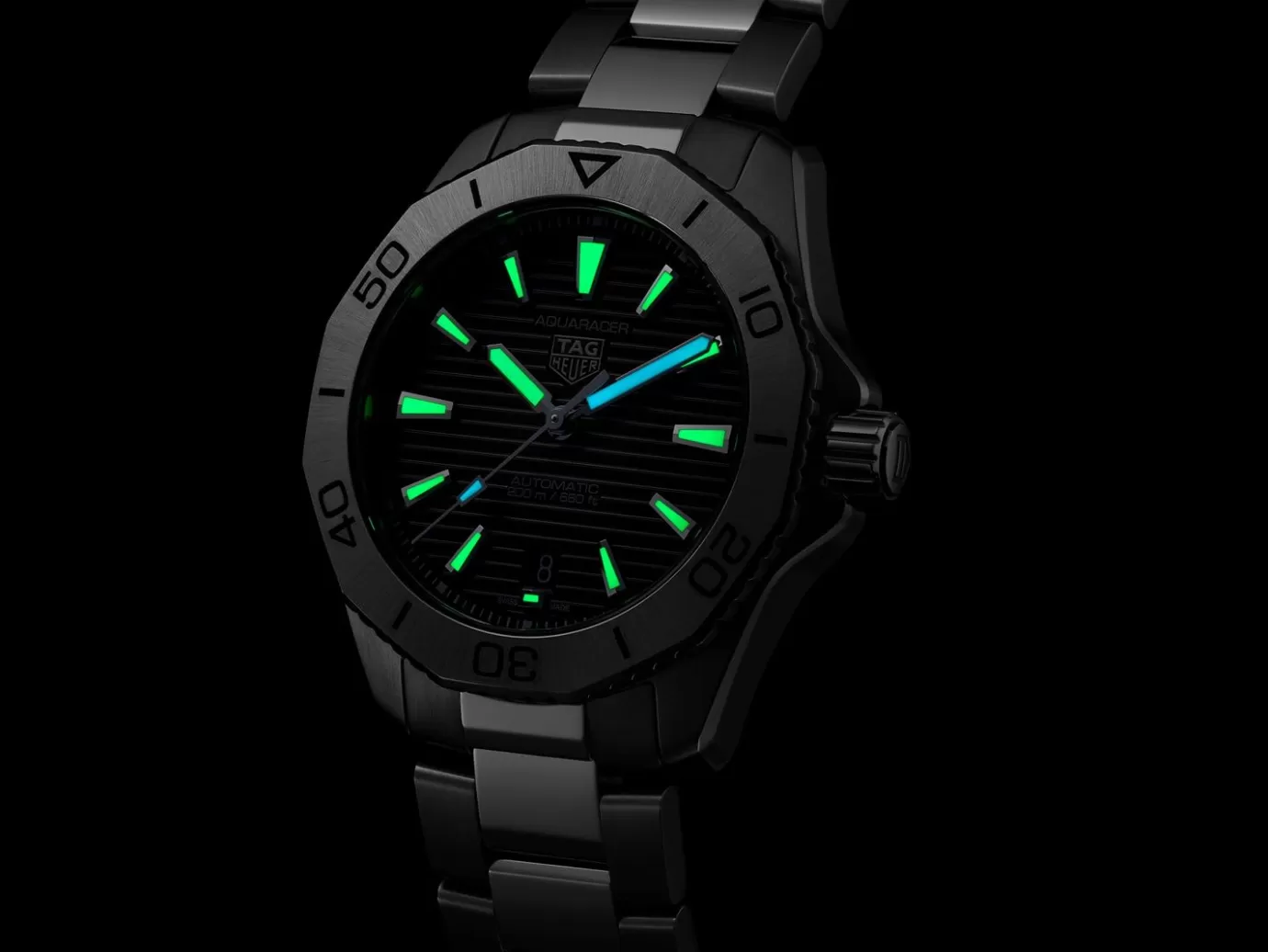 TAG Heuer Aquaracer Professional 200 Date