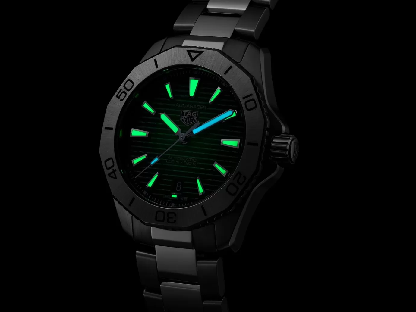 TAG Heuer Aquaracer Professional 200 Date