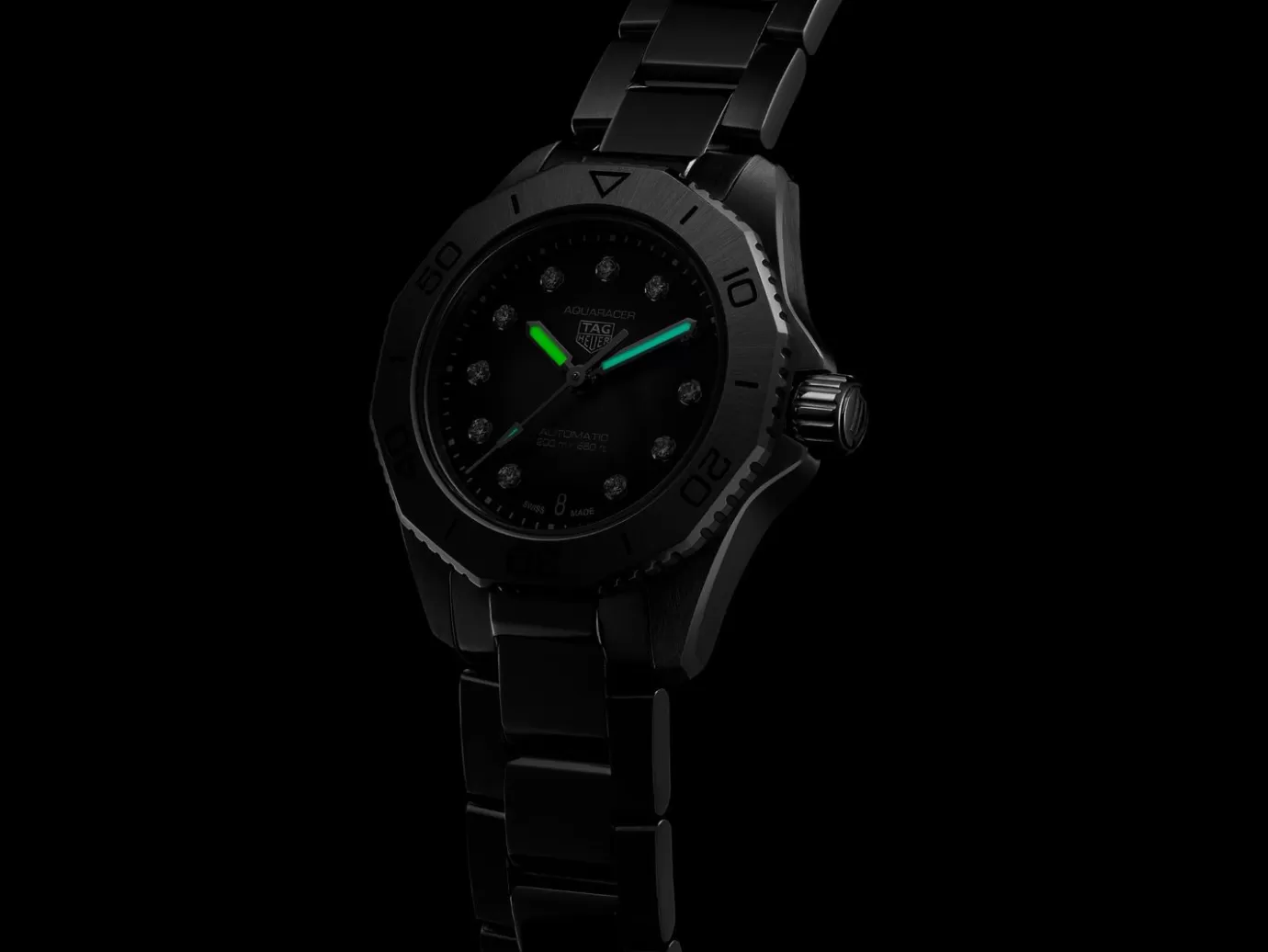 TAG Heuer Aquaracer Professional 200 Date