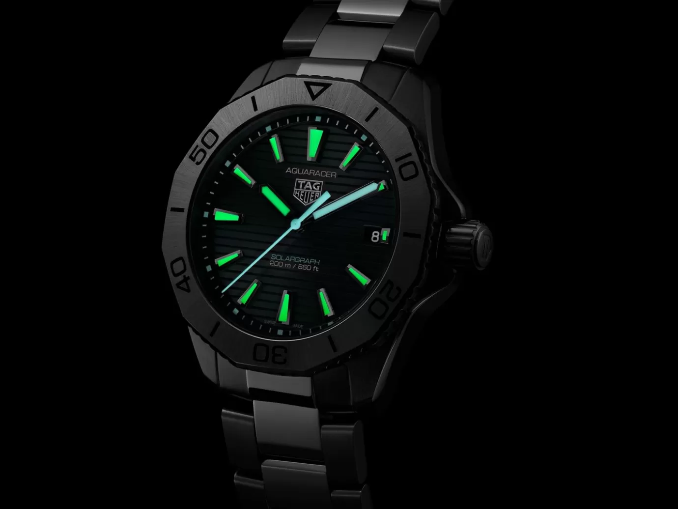 TAG Heuer Aquaracer Professional 200 Solargraph