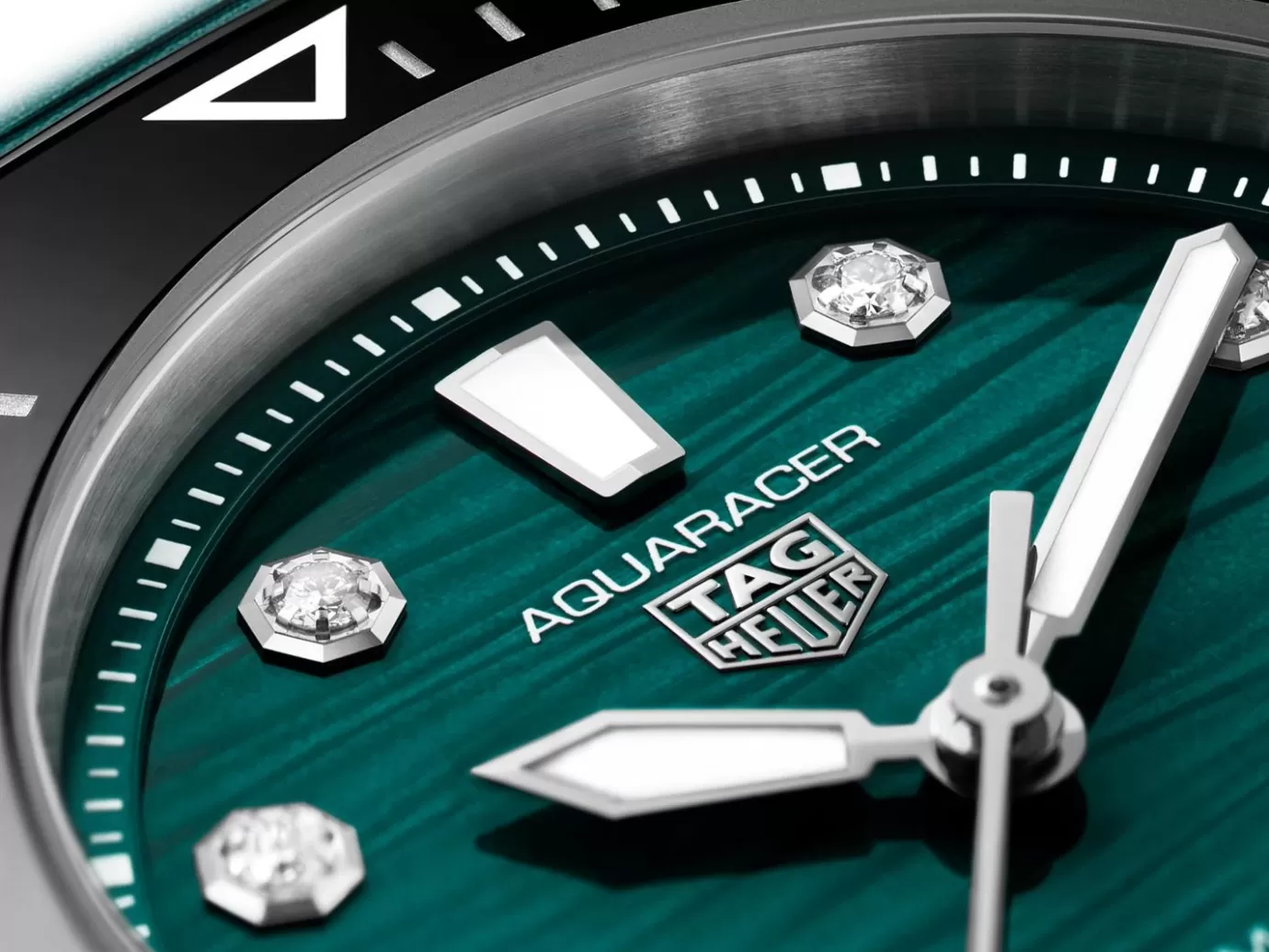 TAG Heuer Aquaracer Professional 300 Date