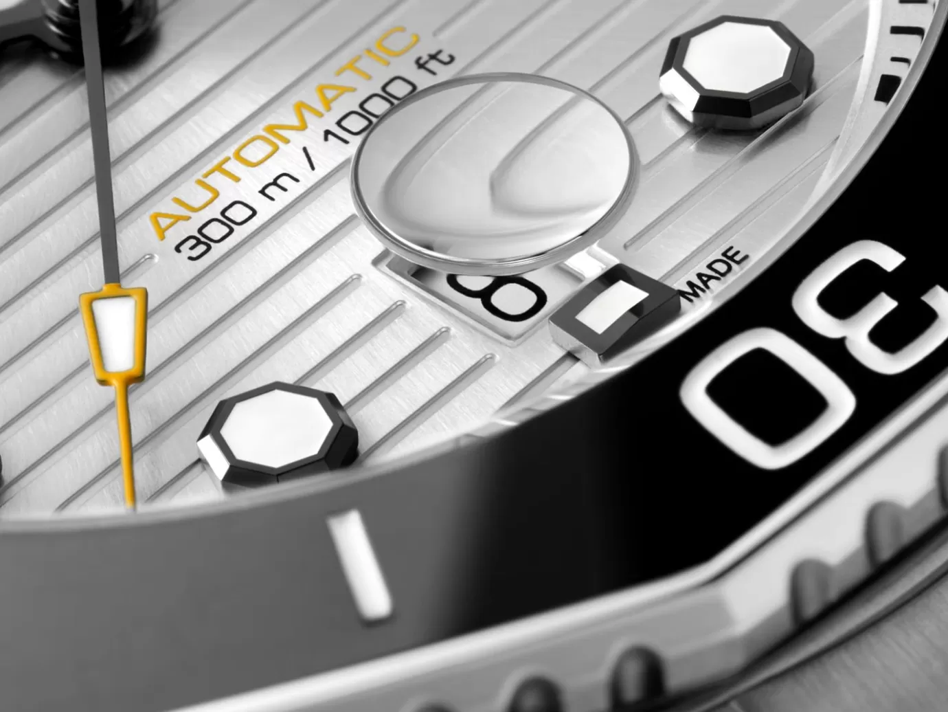 TAG Heuer Aquaracer Professional 300 Date