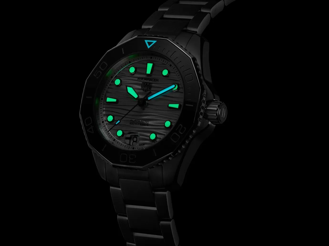 TAG Heuer Aquaracer Professional 300 Date