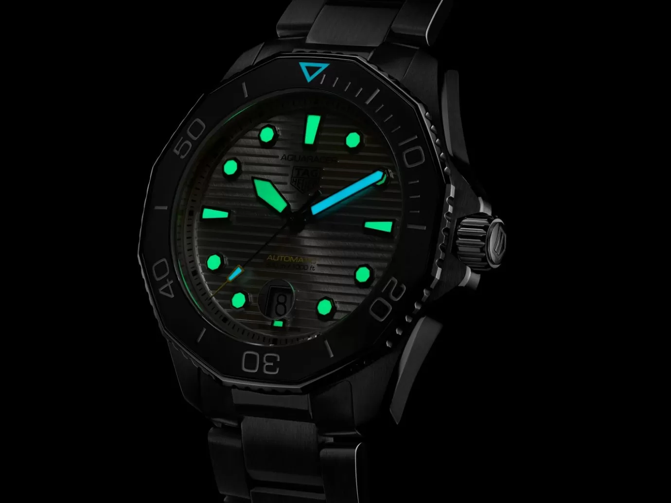 TAG Heuer Aquaracer Professional 300 Date