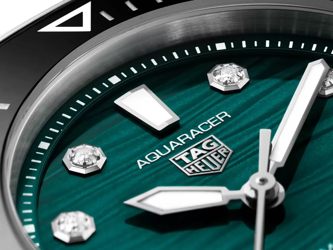 TAG Heuer Aquaracer Professional 300 Uk Edition